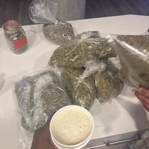 Two Six & 27 (feat. Snake Benji) (Explicit)