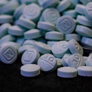 Pop A Roxy (feat. EB SNL) (Explicit)