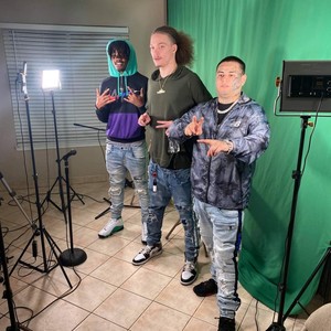 Show Off(feat. Sleez & Quann) (Radio Edit|Explicit)