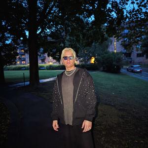 Ease your mind (Explicit)