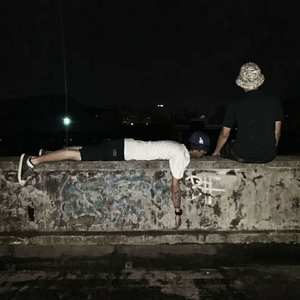 那里从来不是家