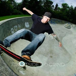 Frontside 5-0 Grind