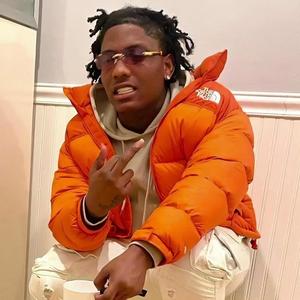 Alien (feat. TLE Cinco) (Explicit)