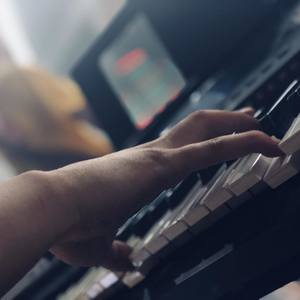 Hch相守 - 不待 Mp3 (COVER版)