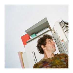 Tout ne tient qu'à tout