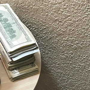 Clothes Off (feat. Sieteboy) (Explicit)