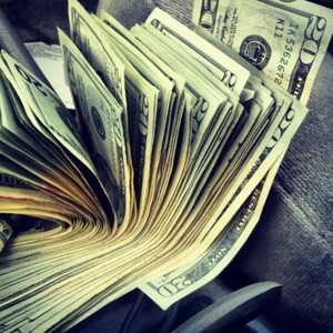 Money & Progre$$ion (feat. Linoo) (Explicit)