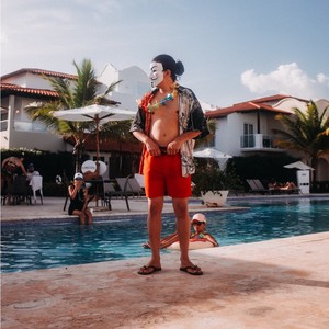 Pool Club (Radio Edit)