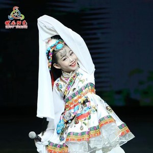 圣湖边的小卓玛