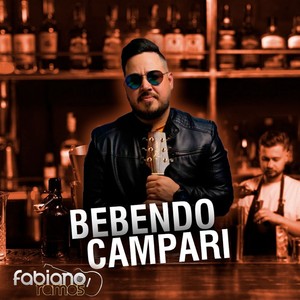 Bebendo Campari