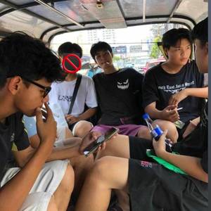 แตกหน้า (Explicit)