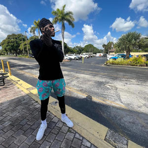 Glocks N Fashion (feat. Gmainodagoon) (Explicit)