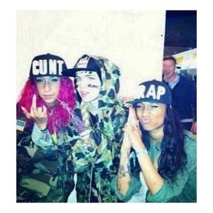 kelp juice (feat. B00MTR00P) (Explicit)