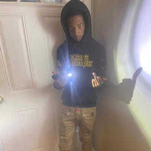 Man down (feat. 24Nok0be) (Explicit)