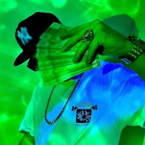 Cheio de Notas (feat. DigolzinFp) (Explicit)