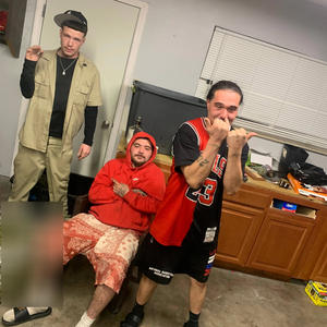 SKIT SEASON (feat. TONEOSU1923) (Explicit)