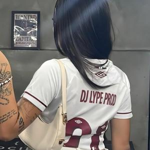 MTG PRO BAGULHO FLUIR (feat. MC KAH)