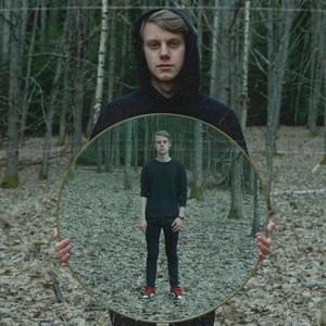 Peili(feat. T.L) (Explicit)