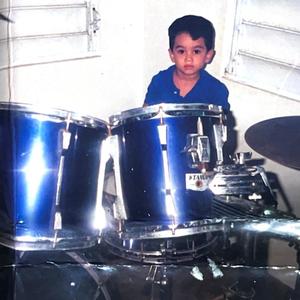 LAPERRERA - LA ESENCIA REMASTERED (Explicit)