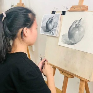 给青春理个短发