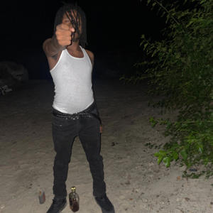Runn in (feat. Spazzo!) (Explicit)