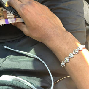 go get sum money (feat. dreinglo) (Explicit)