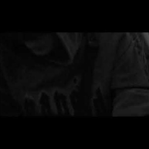 TRUPEM NA CHODNIKU (Explicit)