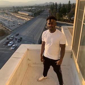 Kill switch (feat. Rayg) (Explicit)