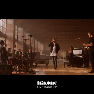 Blanco y Negro (Live Band Version)