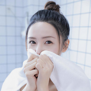 两个世界 (女生版|翻自 杨小壮)