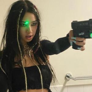 green dot! (feat. Summrs) (Explicit)