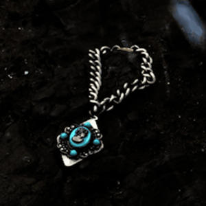 the amulet i left in the captain's quarters (feat. valais.)