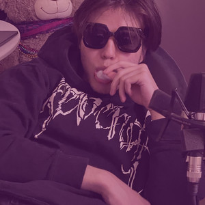 Первый раз (remix nevroz|Explicit)