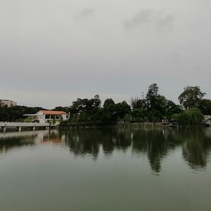 悠悠乡愁 (伴奏)