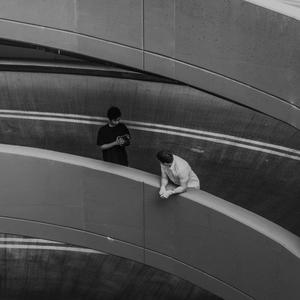 Easy there (feat. TR3Y)