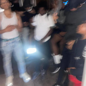 Swag surf (feat. King j) (Explicit)