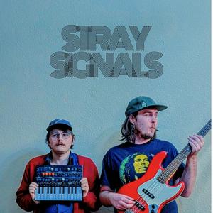 Stray Signals (feat. I'llgorythm)