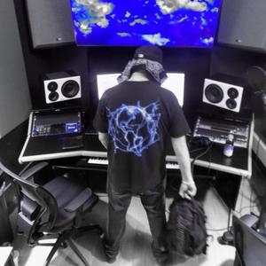 Alabaster (Explicit)