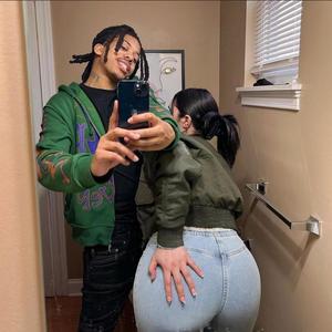 Deep (feat. Zelly Ocho) (Explicit)