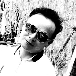 面朝大海 春暖花开 (伴奏)