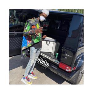 Met Gala(feat. Leon) (Explicit)