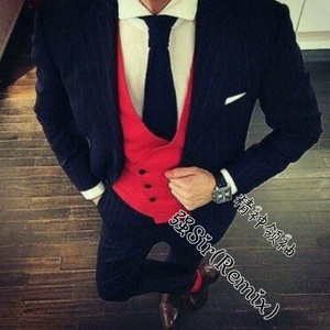 笑只是个表情与态度无关 (Armani)