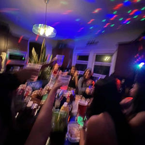 party self tilted (feat. pudi lo) (Explicit)