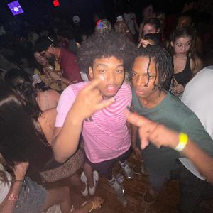 flight2boston (feat. brændo) (Explicit)