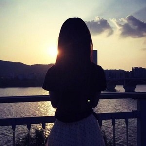 她（WuDi）-PROD.BY FAKEBLOOD