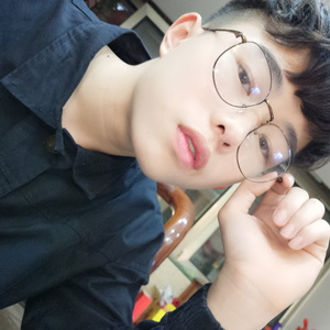 抽烟只抽炫赫门 (伴奏)