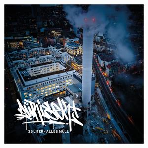 35 Liter (feat. Slick Pip)