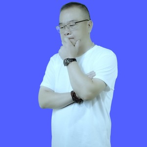 问风问雨问自己 (伴奏)