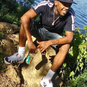 Who can I run 2 (Explicit)