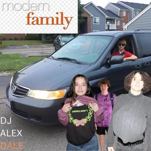 Modern Family (feat. Marissa, Cassini & DJ Dean Irish) [Explicit]